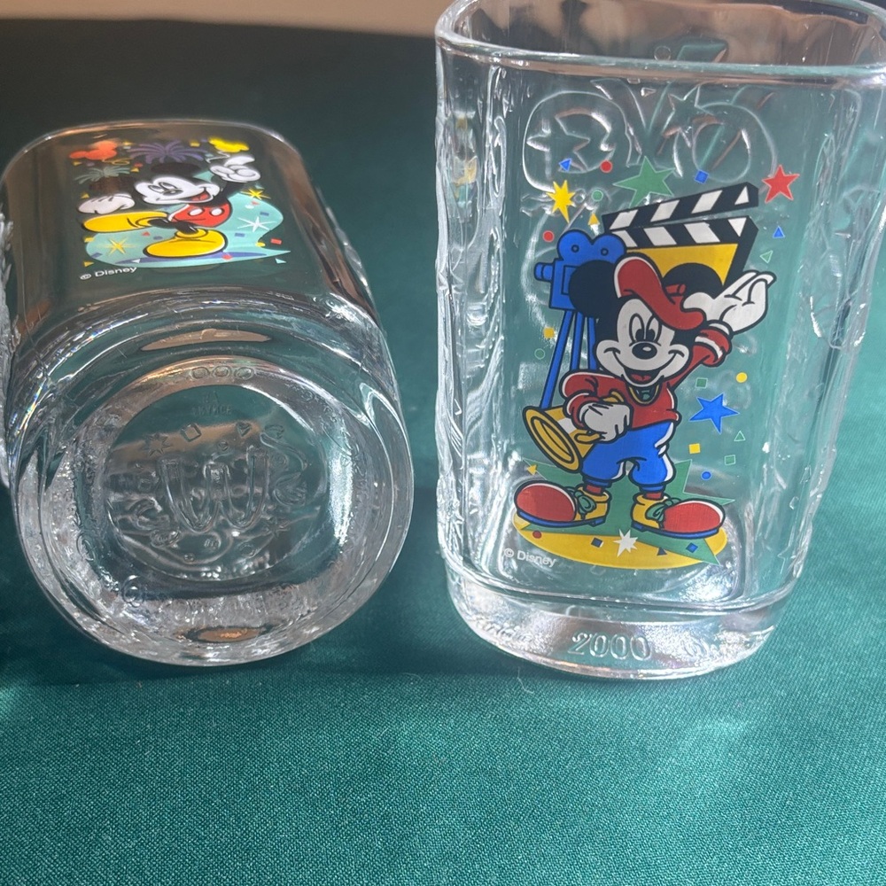 Mickey Mouse Glass Tumbler Set